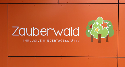 Neumann GmbH - Produkte & Leistungen - Beschriftungen - Kindergarten